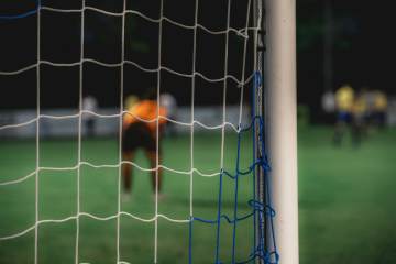 2026年世界杯，亚洲球队与非洲球队差距为何那么大（配图示意）
